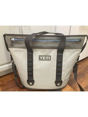 Yeti Hopper Two 40 Large Soft Cooler Zip Top Gray Blue Zipper Strap Gently Used